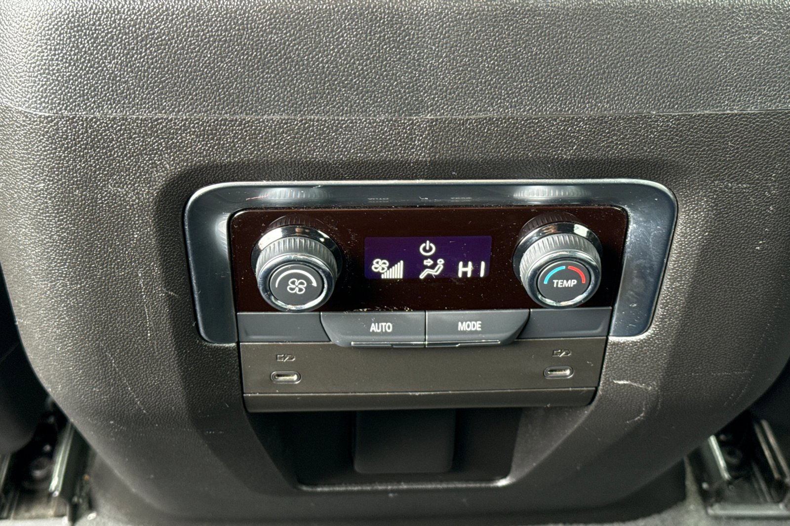 Used 2025 Chevrolet Tahoe Z71 image 16