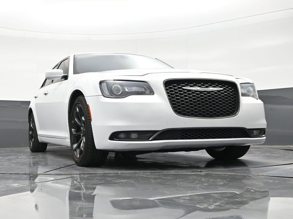 Used 2020 Chrysler 300 S RWD image 26