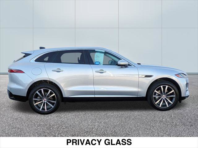 Used 2023 Jaguar F-PACE S image 11