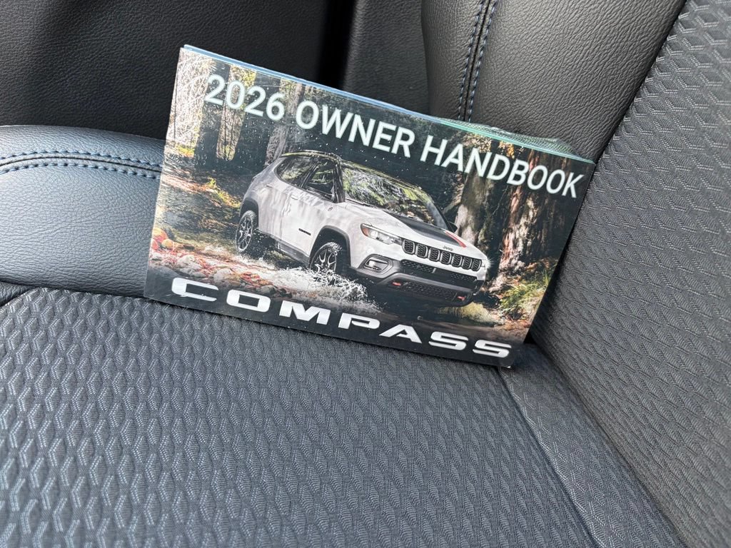 New 2026 Jeep Compass Latitude AWD/4WD image 43
