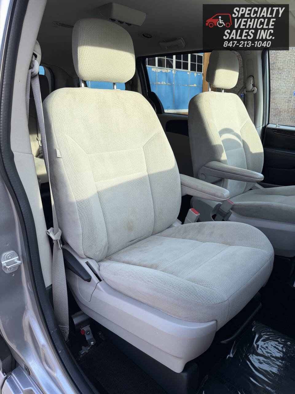 Used 2016 Dodge Grand Caravan SE w/ Quick Order Package 29E SE image 30