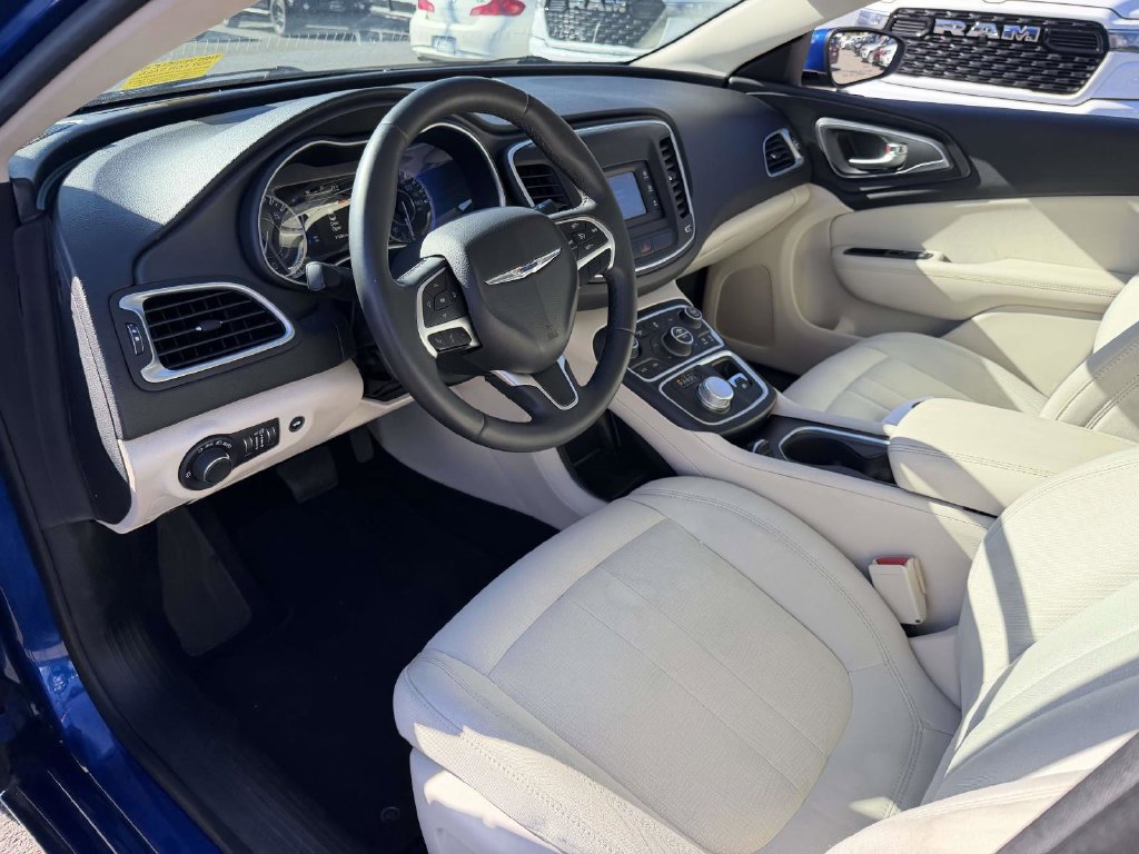 Used 2015 Chrysler 200 Limited w/ Convenience Group FWD image 17