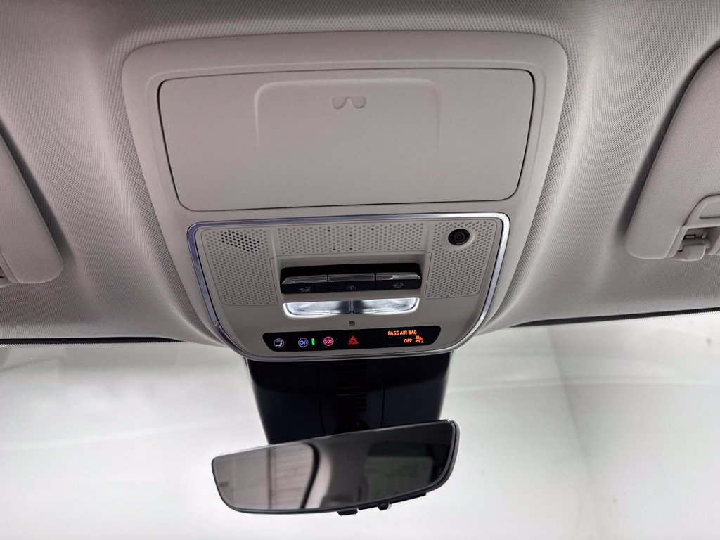 New 2027 Buick Enclave Avenir FWD image 17