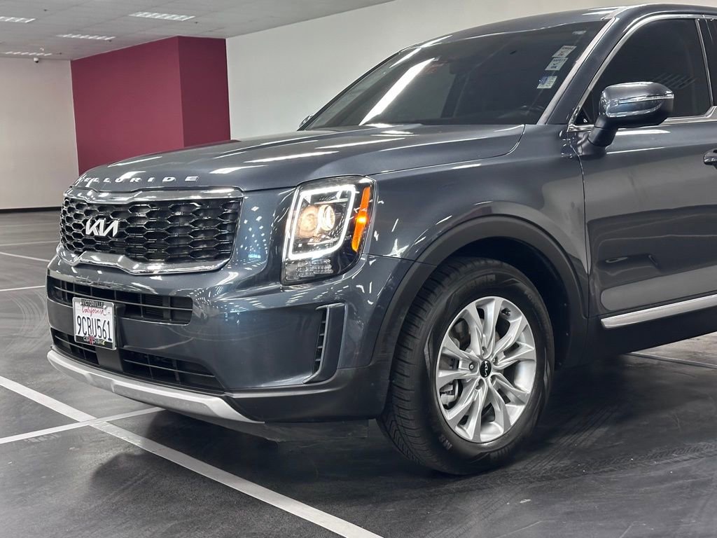 Used 2022 Kia Telluride LX image 11