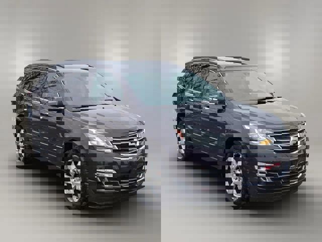 Used 2016 Chevrolet Traverse LTZ image 3