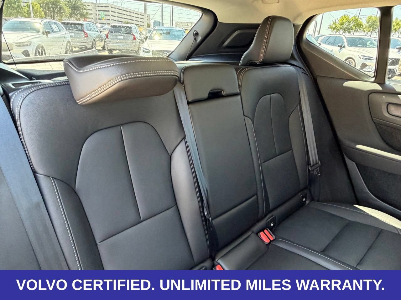 Certified 2026 Volvo XC40 B5 Plus AWD/4WD image 31