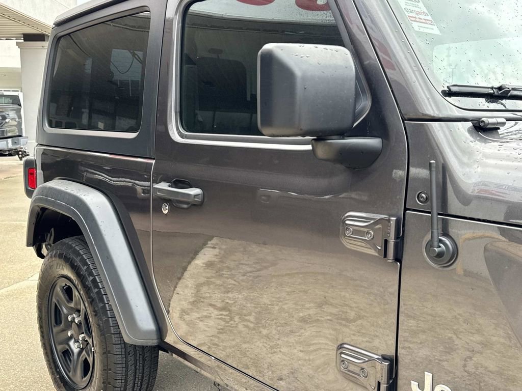 Used 2020 Jeep Wrangler Sport image 16