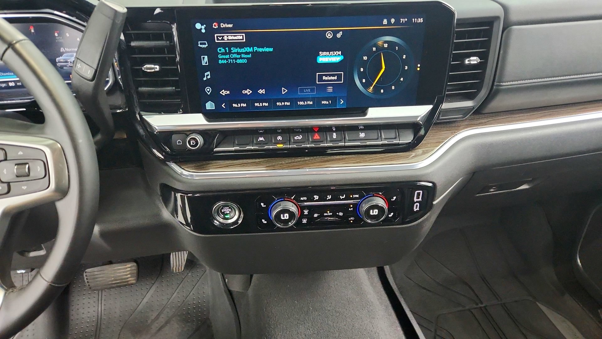 Used 2024 Chevrolet Silverado 1500 LT AWD/4WD image 20