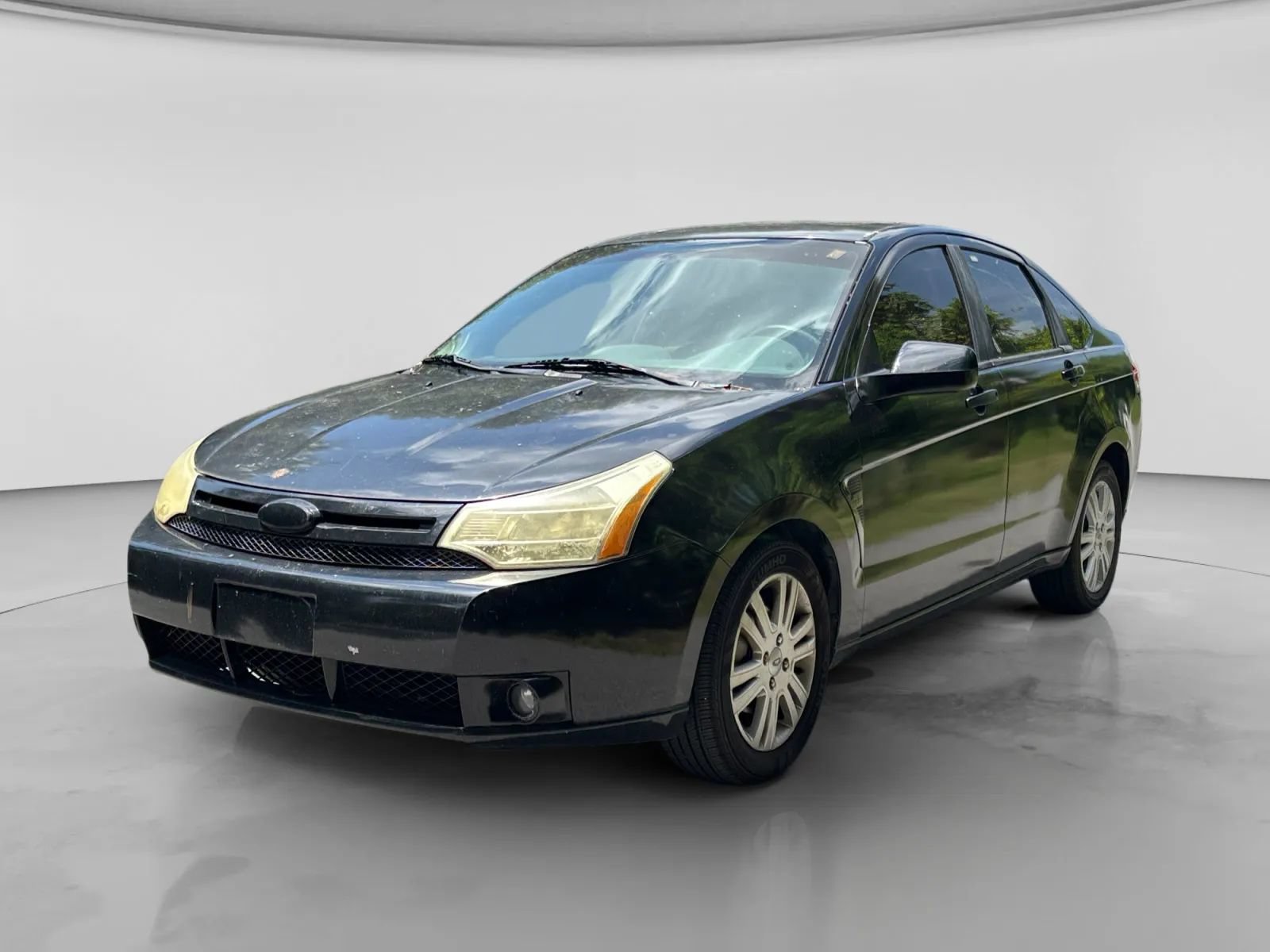 Used 2009 Ford Focus SEL FWD image 1
