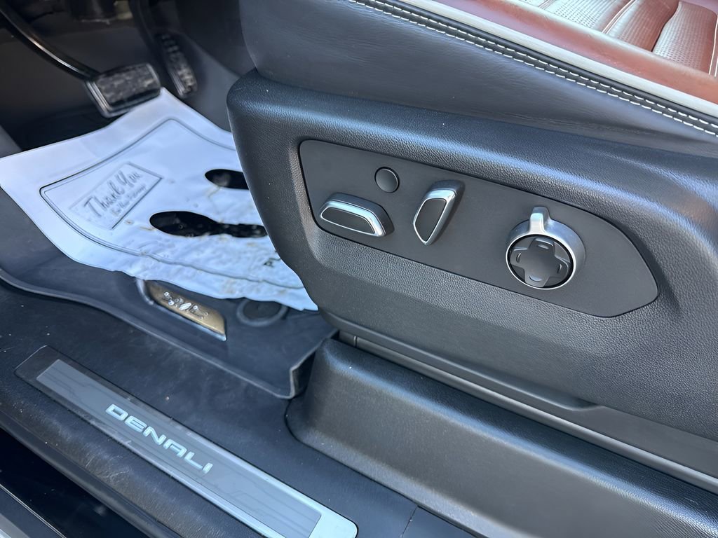 Used 2024 GMC Yukon Denali Ultimate image 25