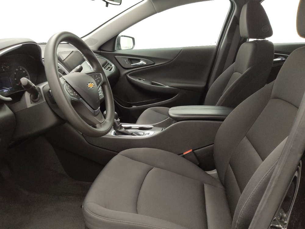 Used 2023 Chevrolet Malibu LT image 17