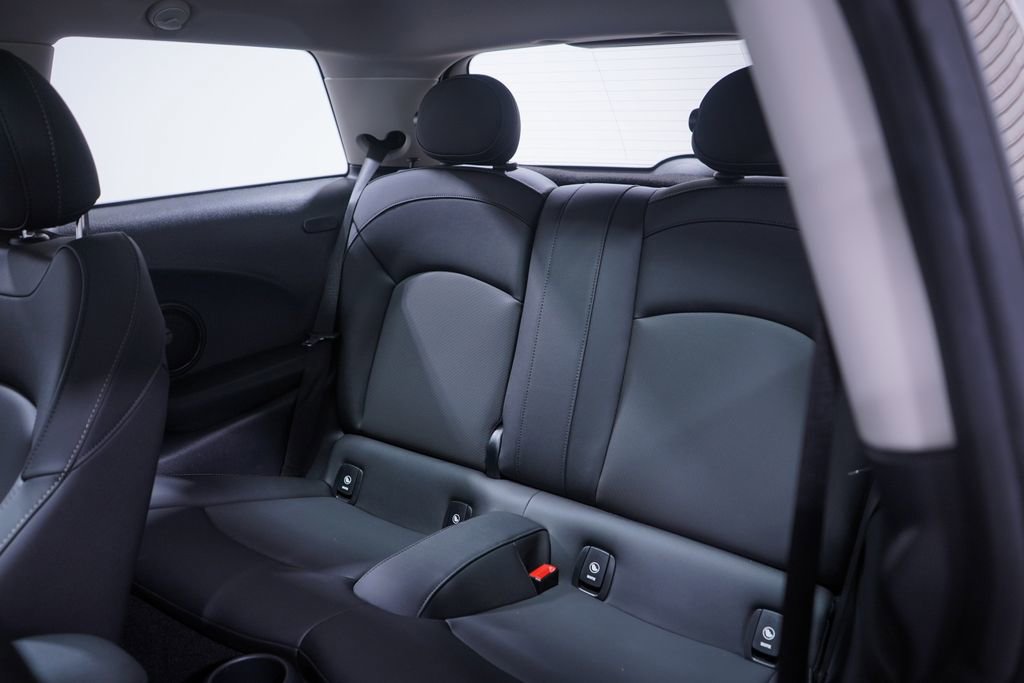 Used 2024 MINI Cooper SE image 9