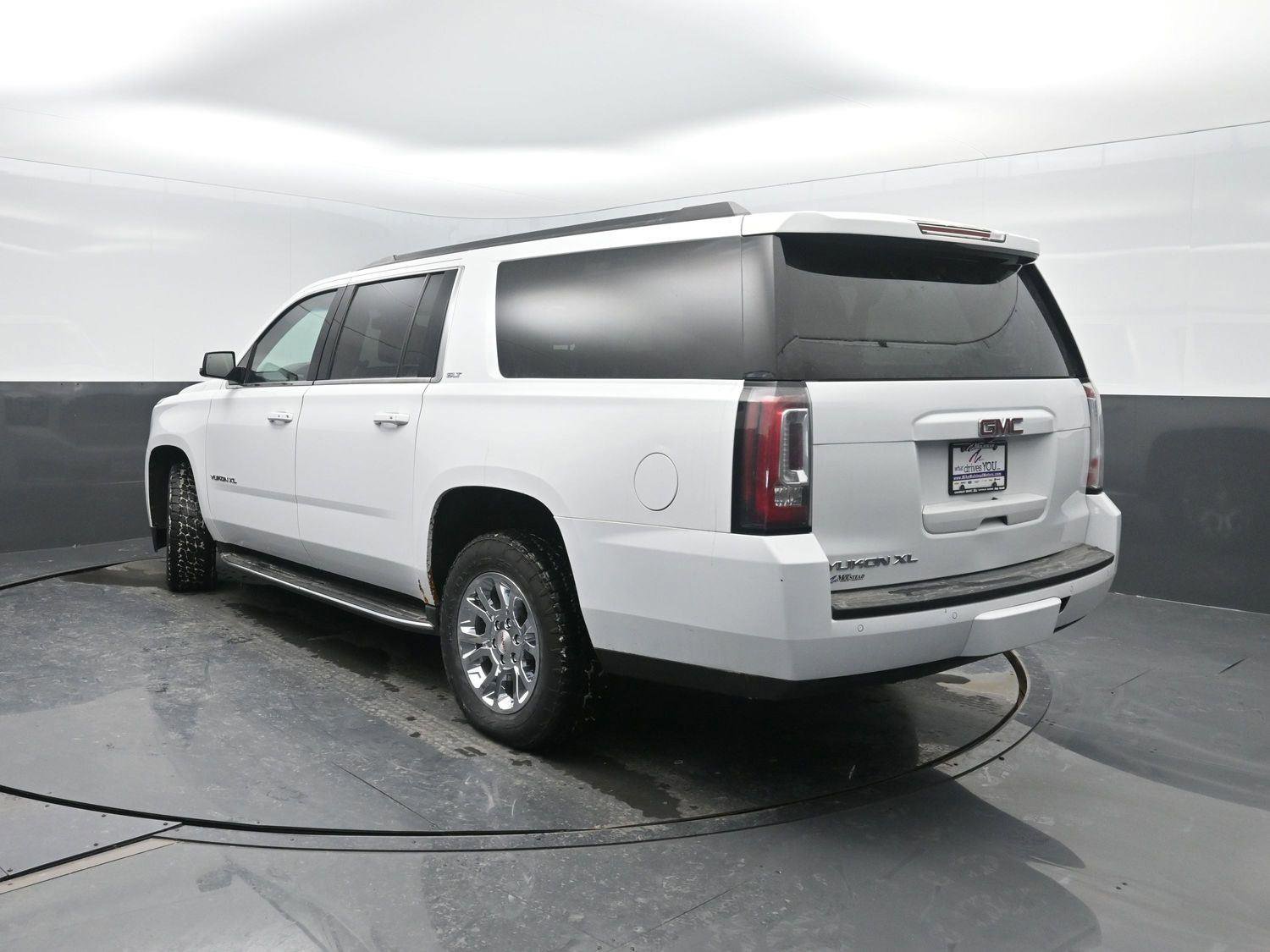 Used 2017 GMC Yukon XL SLT image 48