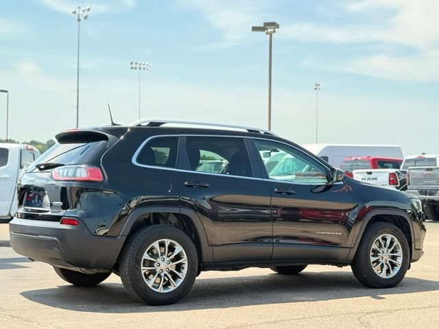Used 2019 Jeep Cherokee Latitude Plus AWD/4WD image 30