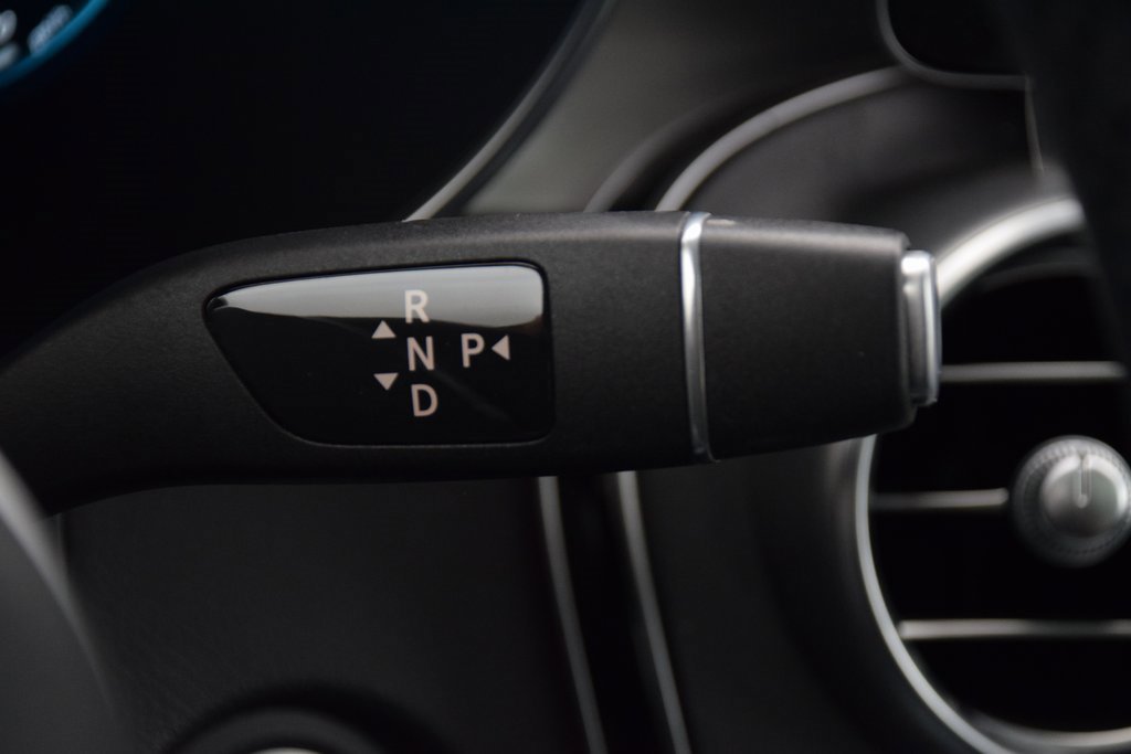 Used 2022 Mercedes-Benz GLC 300 image 31