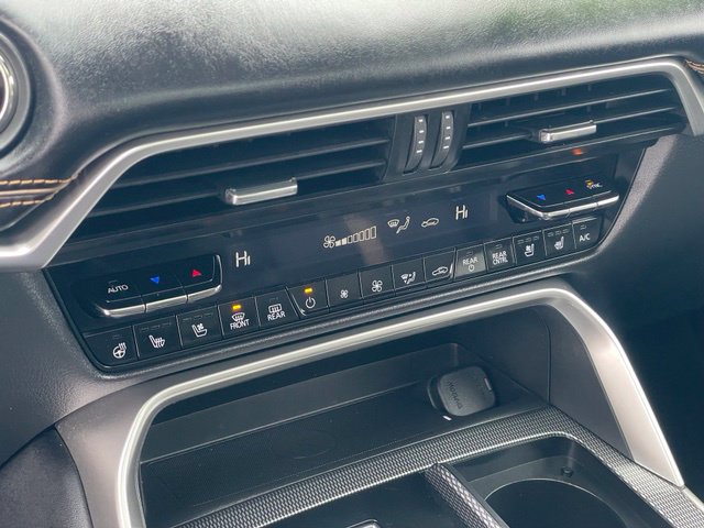 Used 2024 MAZDA CX-90 Plug-In Hybrid w/ Premium Plus AWD/4WD image 15