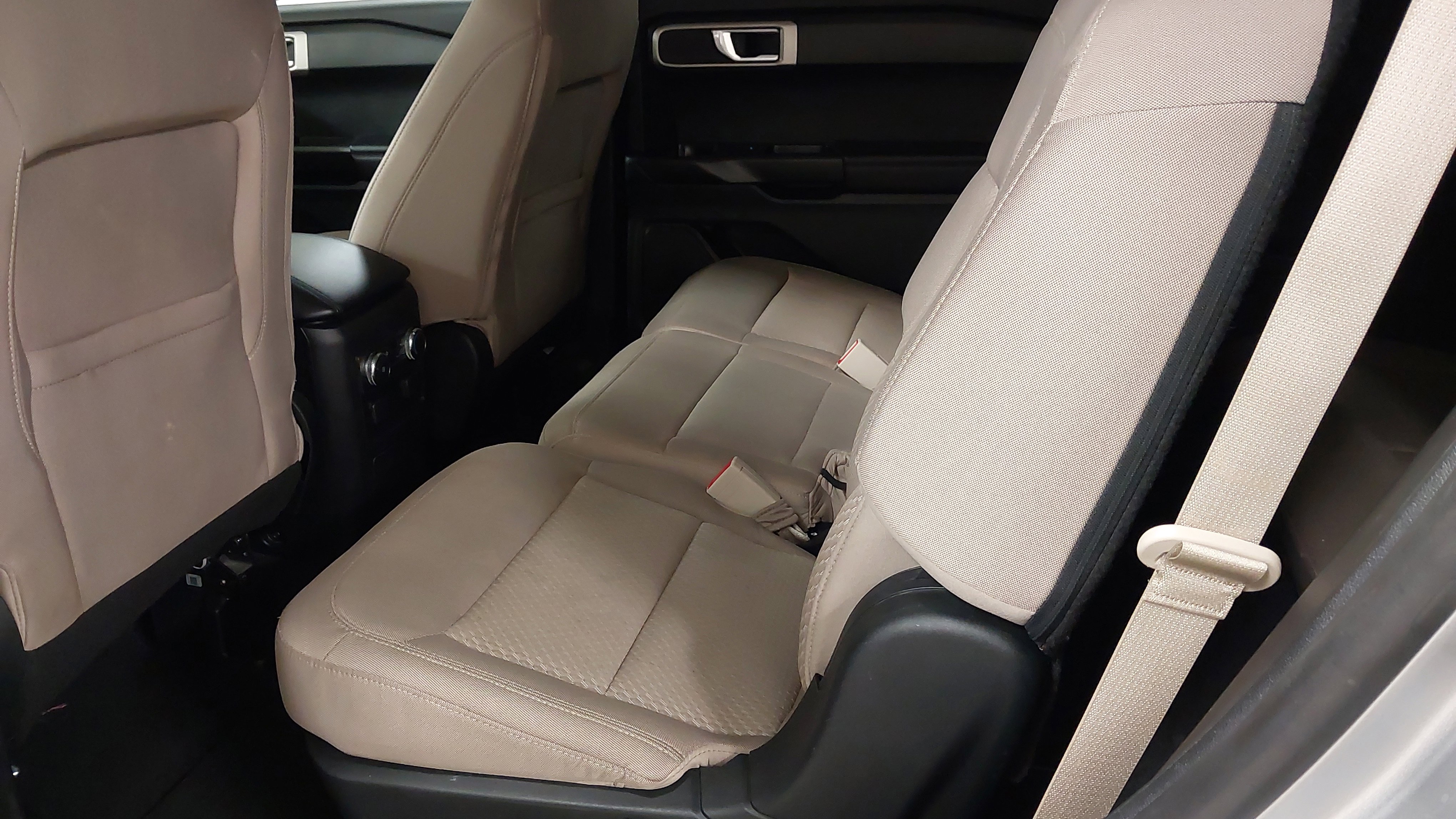 Used 2021 Ford Explorer 4WD image 35