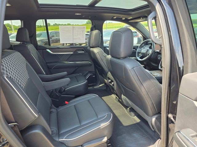 Used 2024 GMC Acadia Denali AWD/4WD image 15