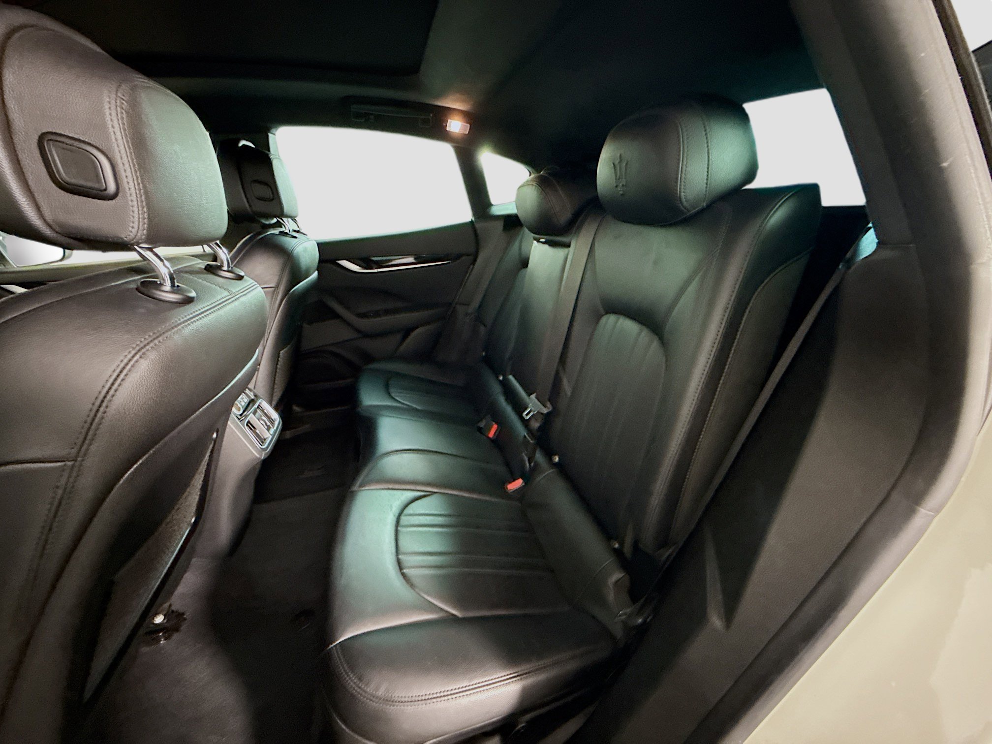 Used 2023 Maserati Levante Modena image 25