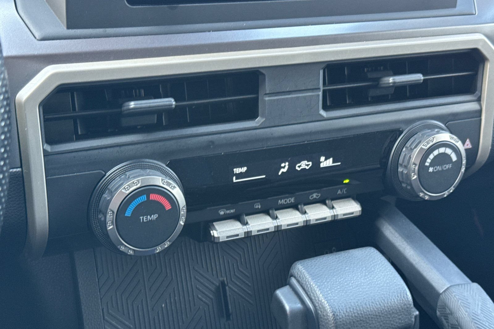 Certified 2024 Toyota Tacoma SR5 RWD image 26