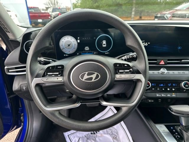 Used 2024 Hyundai Elantra SEL image 15