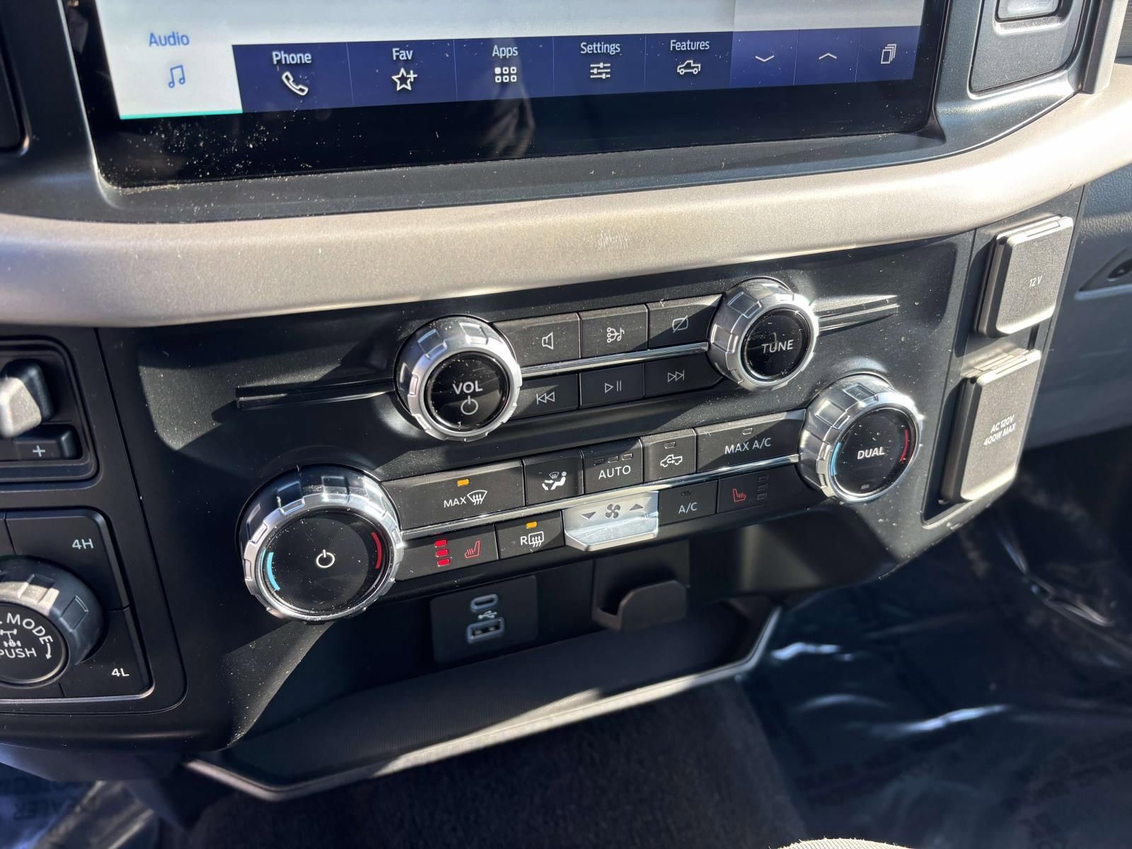 Certified 2022 Ford F150 XLT w/ Equipment Group 302A High image 24