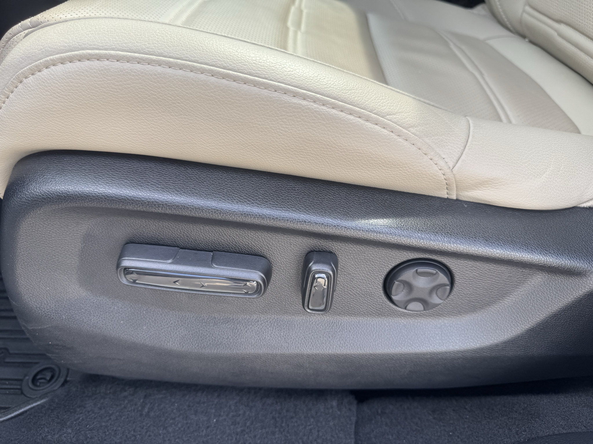 Used 2021 Honda CR-V Touring image 26