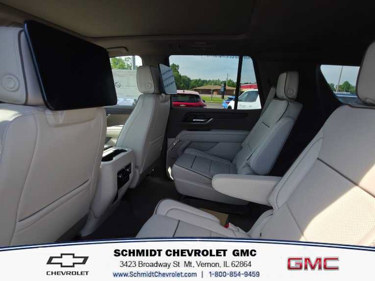 New 2026 GMC Yukon Denali w/ Advanced Technology Package AWD/4WD image 13
