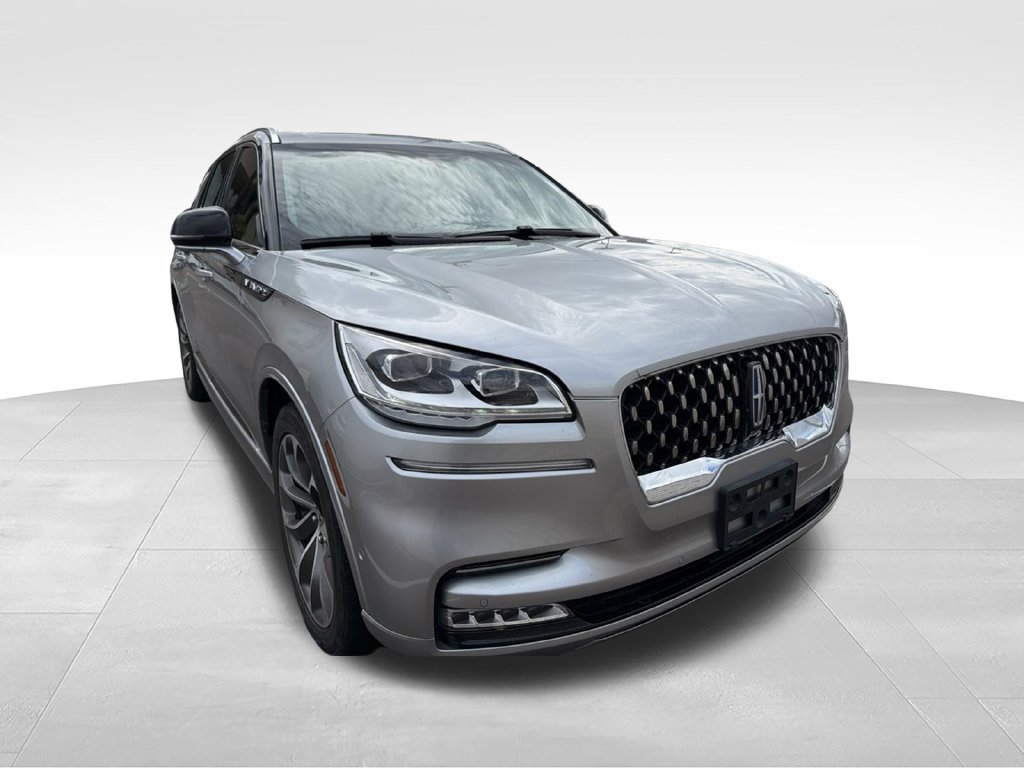 Used 2021 Lincoln Aviator Grand Touring w/ Equipment Group 302A AWD/4WD image 11