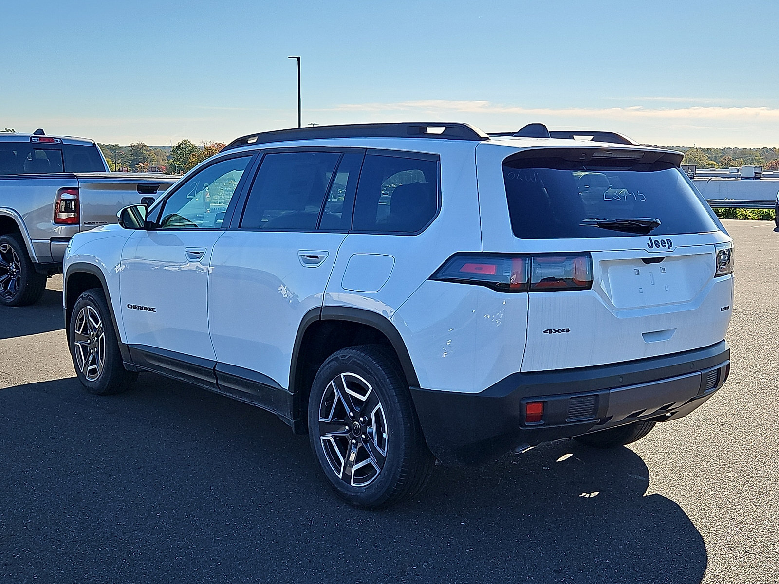 New 2026 Jeep Cherokee Laredo AWD/4WD image 3