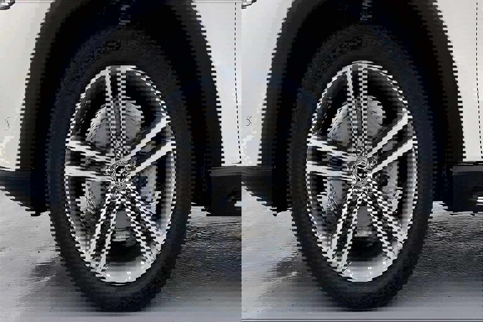 Certified 2020 Mercedes-Benz GLE 350 4MATIC image 8