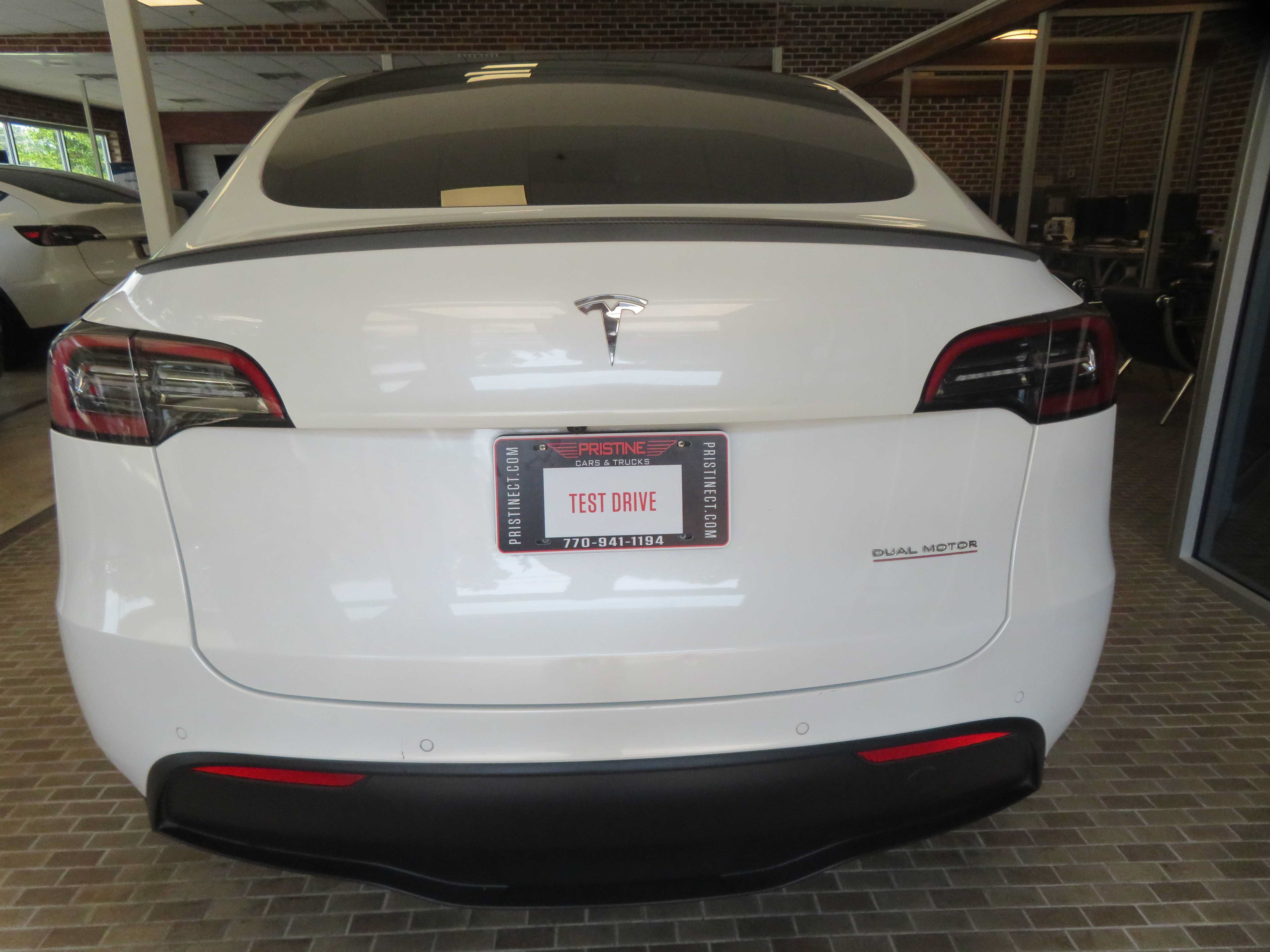 Used 2022 Tesla Model Y Performance AWD/4WD image 5