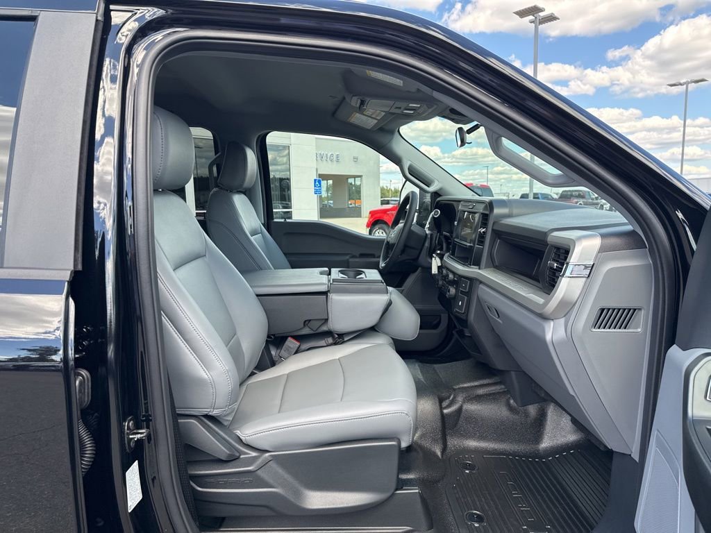 New 2026 Ford F350 XL image 19