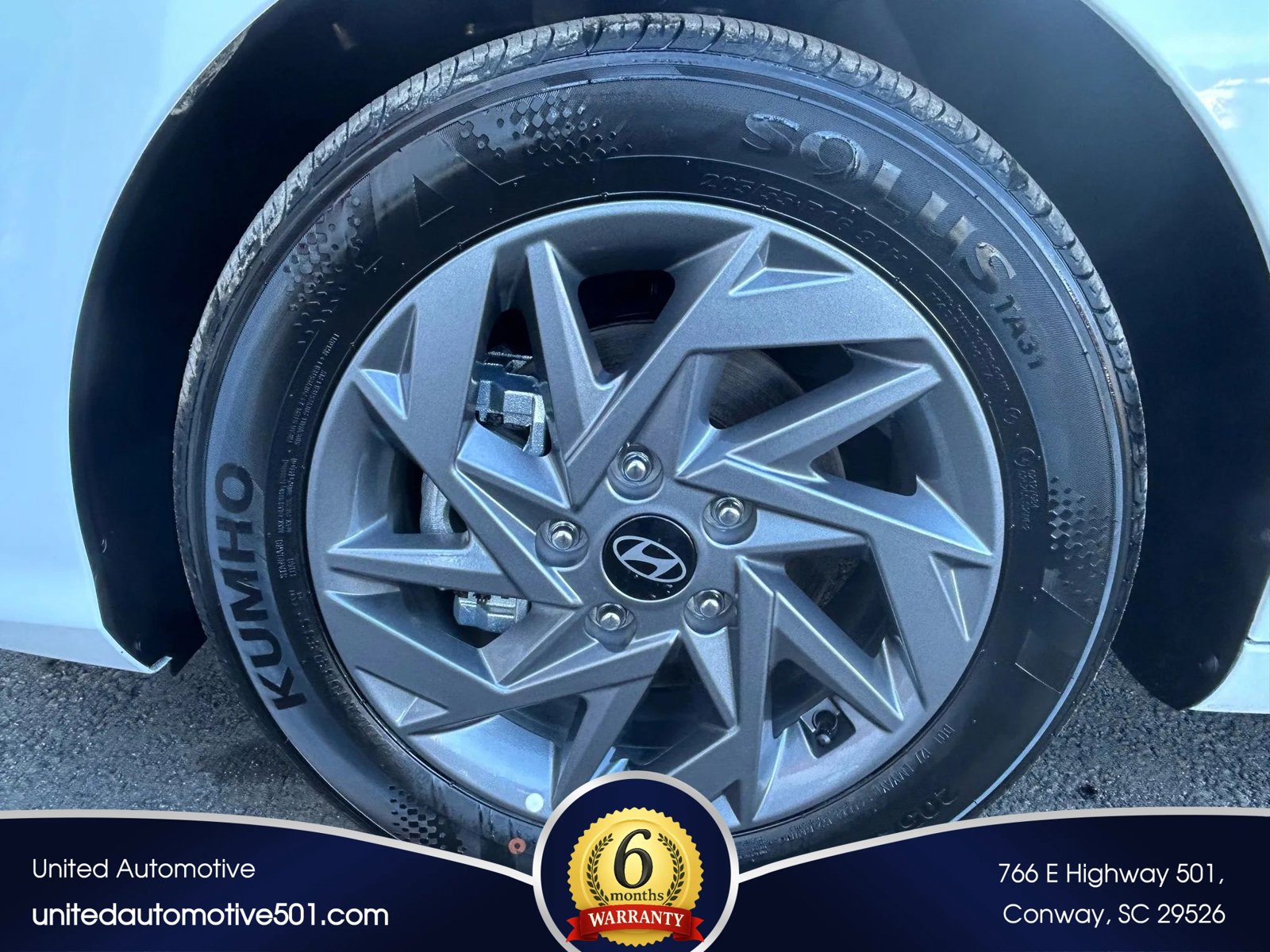 Used 2026 Hyundai Elantra Blue HEV 4D Sedan at image 20