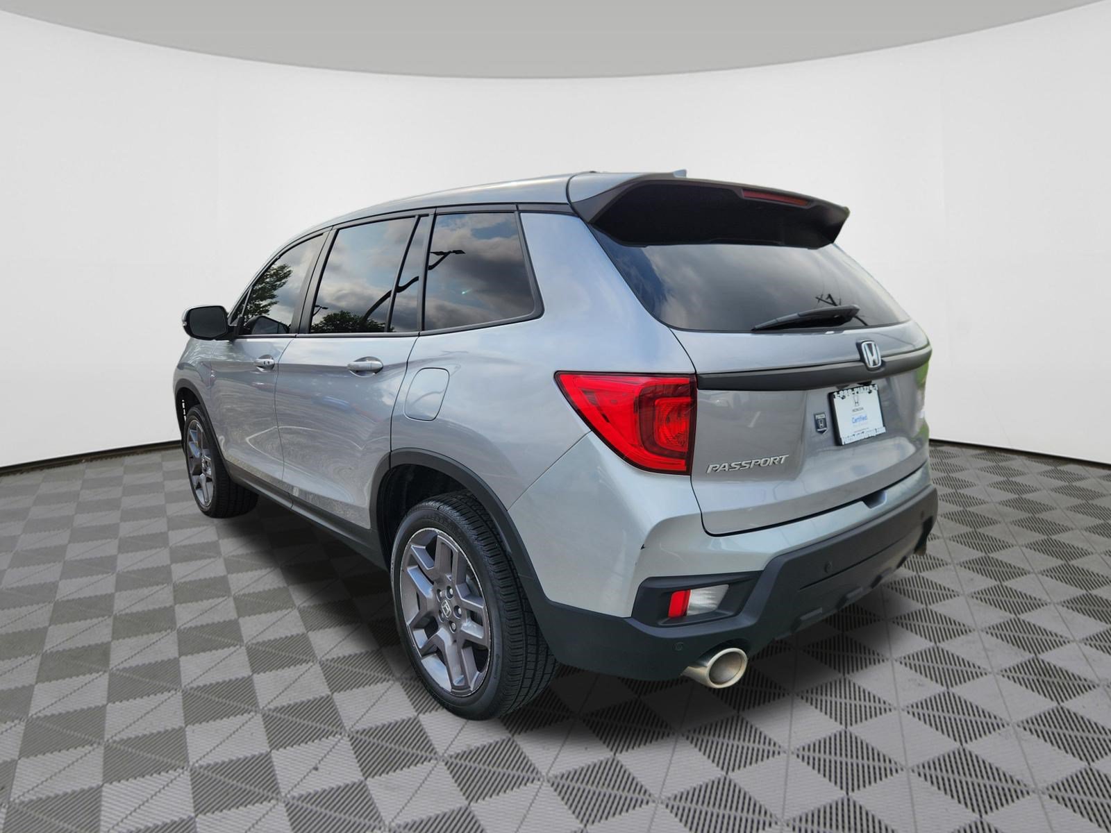 Certified 2023 Honda Passport EX-L image 3