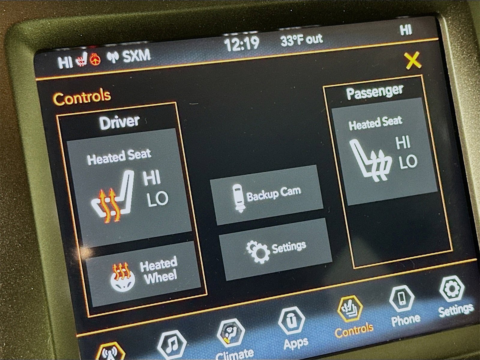 Used 2020 Jeep Cherokee Trailhawk w/ Cold Weather Group image 19