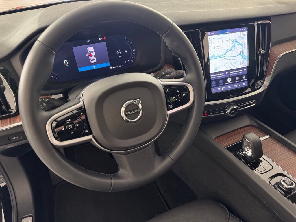 Certified 2025 Volvo V60 B5 Cross Country Plus AWD/4WD image 20