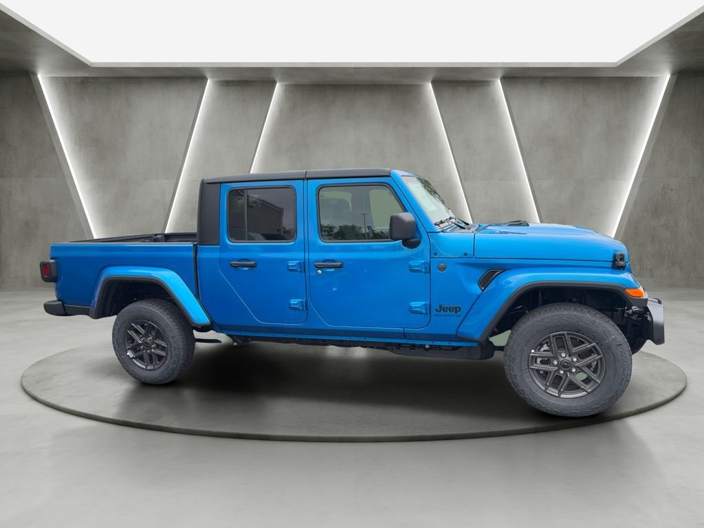 New 2026 Jeep Gladiator Sport AWD/4WD image 7