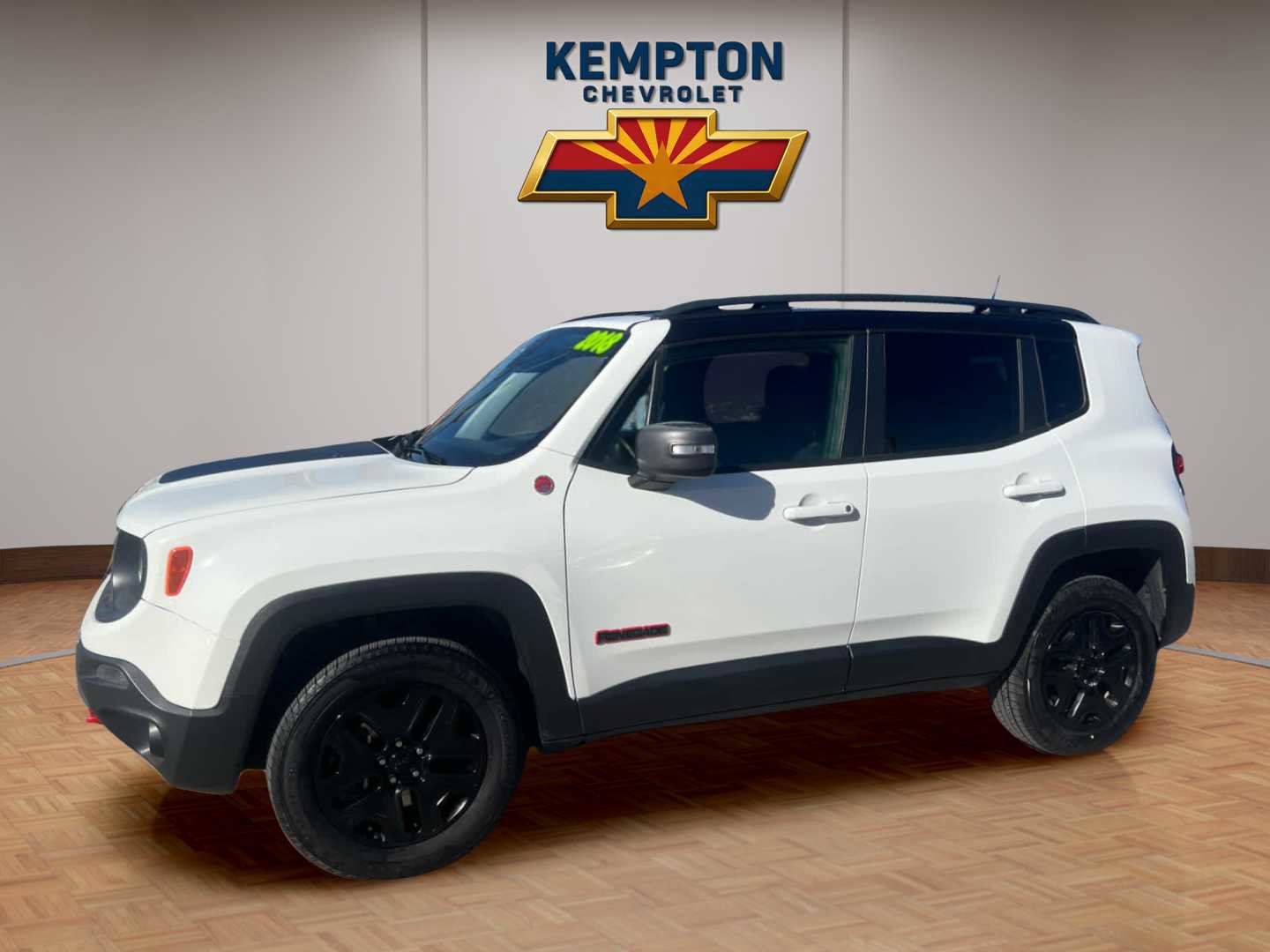 Used 2018 Jeep Renegade Trailhawk w/ UConnect 8.4 Nav Group image 3