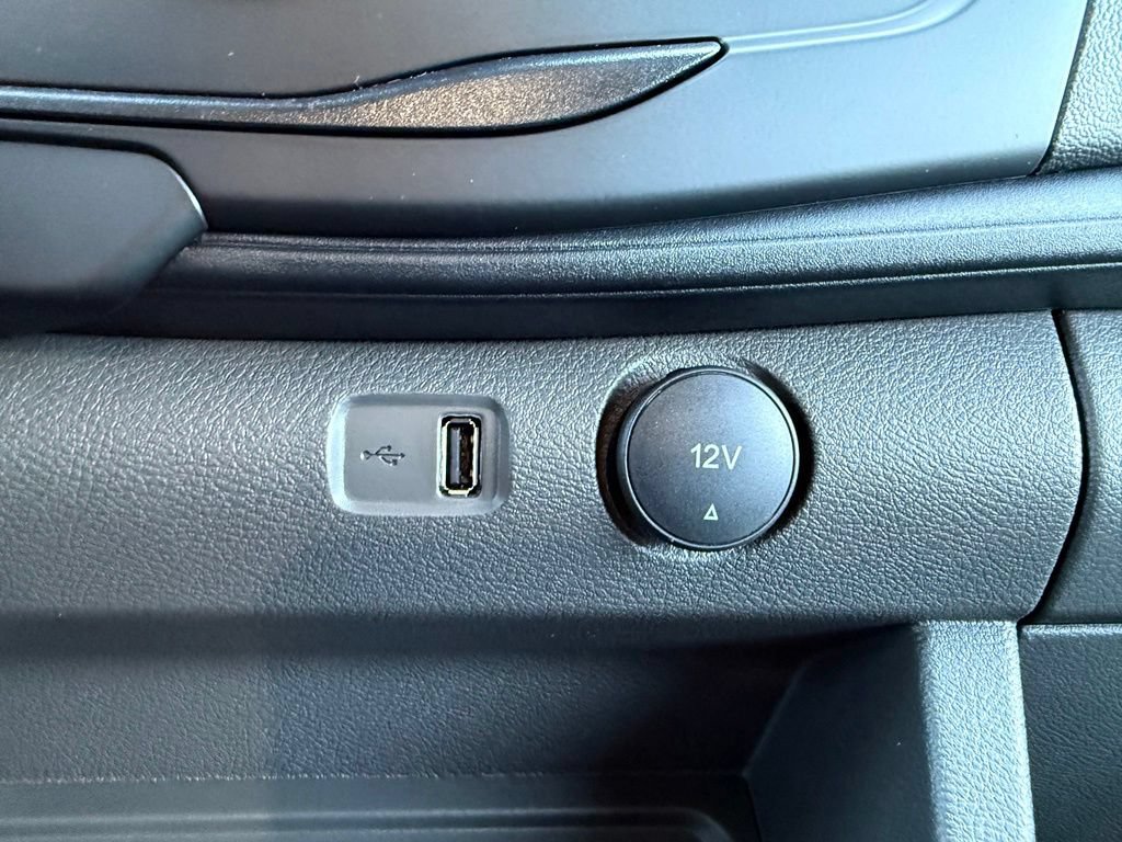 New 2026 Ford Transit 250 148 Medium Roof Extended AWD w/ Load Area Protection Package image 31