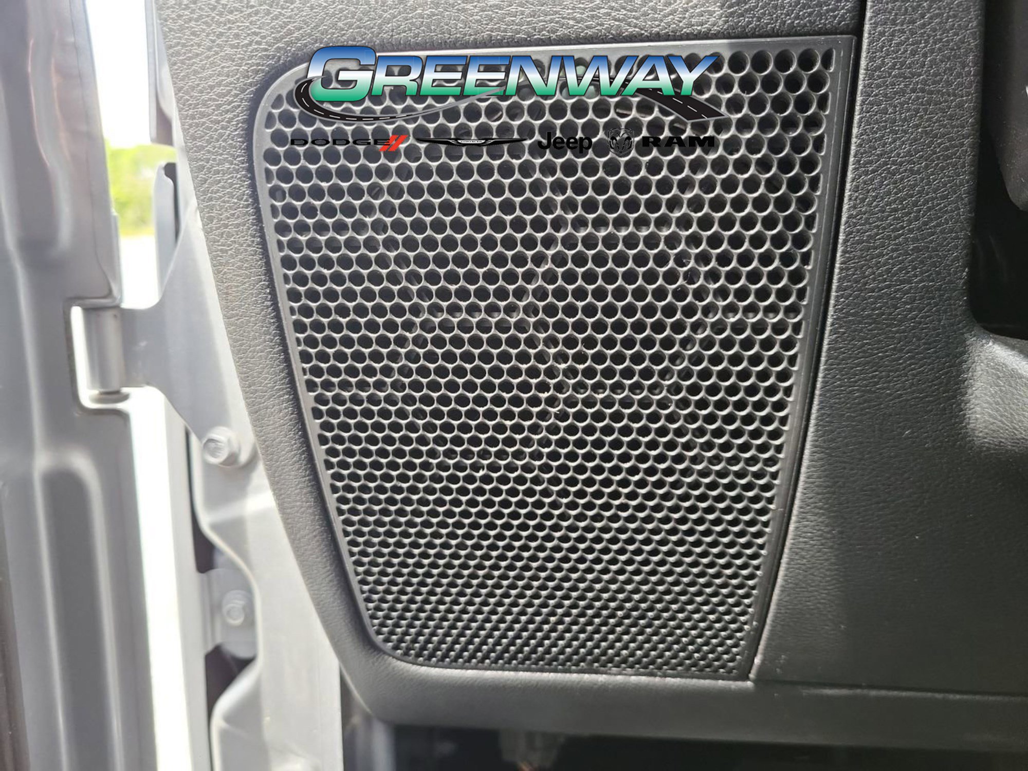 Used 2013 Jeep Wrangler Unlimited Sahara w/ Connectivity Group image 16