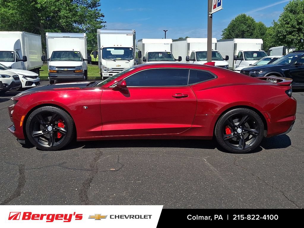 Used 2022 Chevrolet Camaro SS RWD image 9