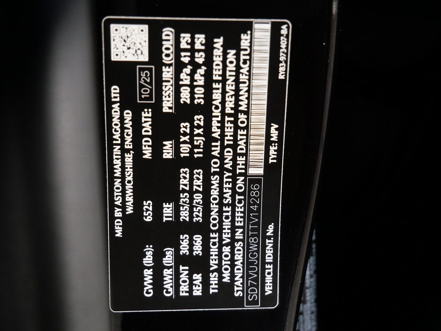 New 2026 Aston Martin DBX S image 26