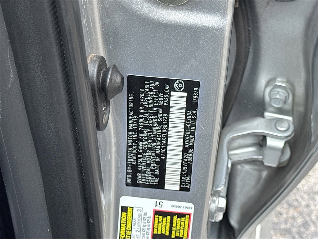 Used 2020 Toyota Camry LE image 30