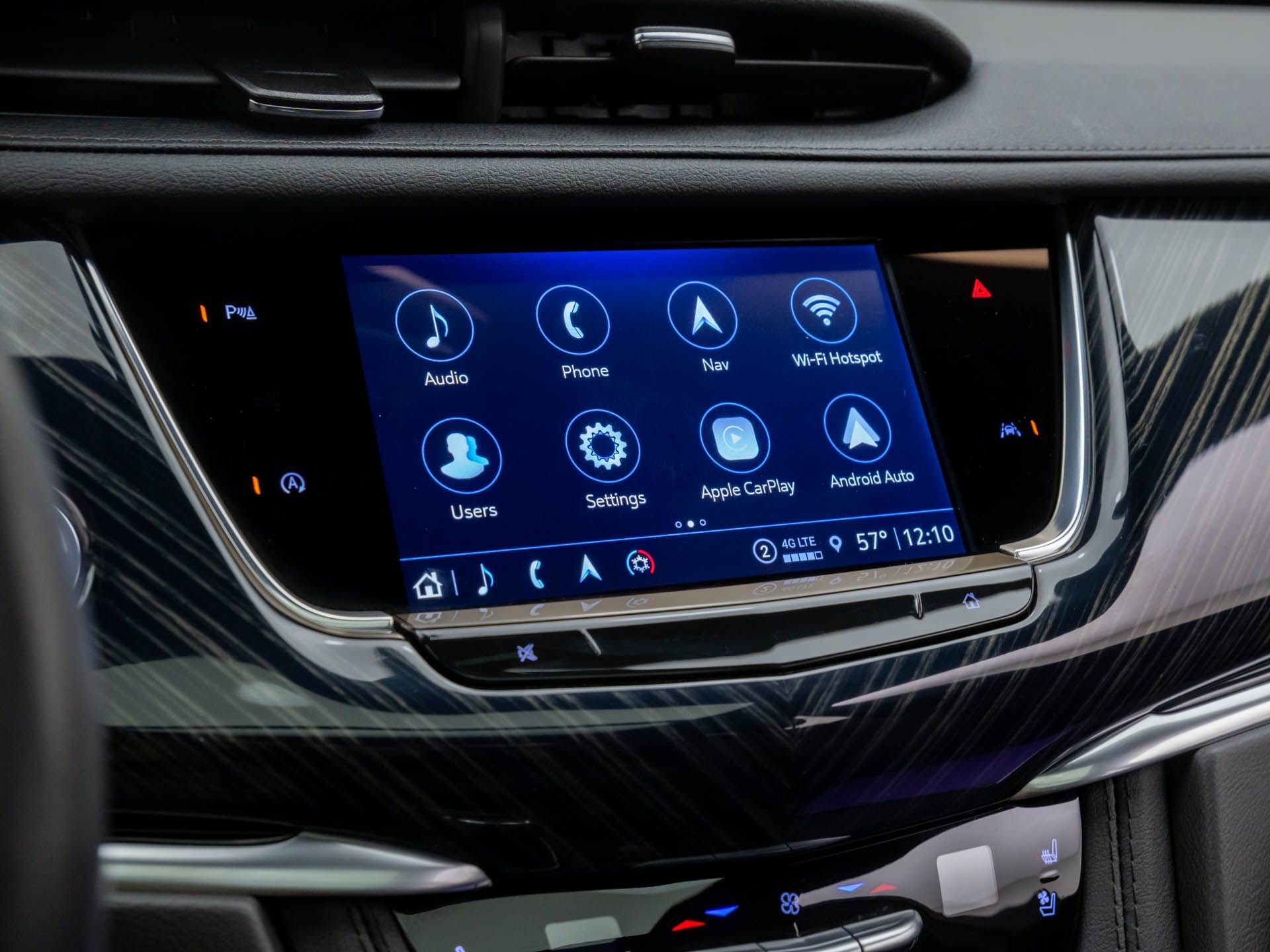 Certified 2024 Cadillac XT6 Premium Luxury w/ LPO, Floor Liner Package image 26