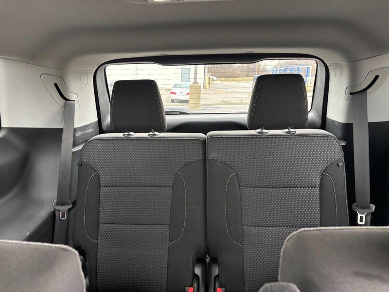 Certified 2023 GMC Acadia SLE w/ Driver Convenience Package image 11