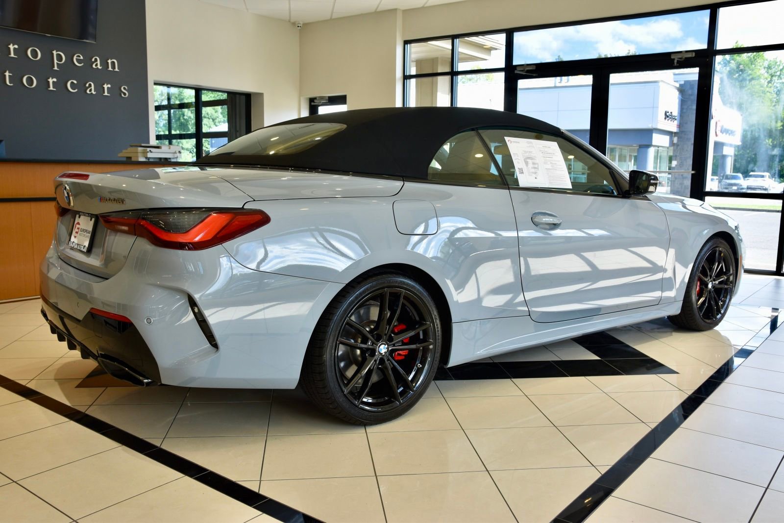Used 2023 BMW 440i xDrive Convertible w/ Premium Package image 6