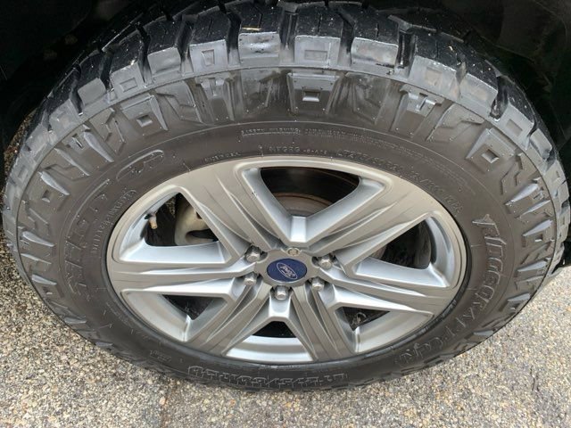 Used 2018 Ford F150 XLT w/ Equipment Group 302A Luxury image 11