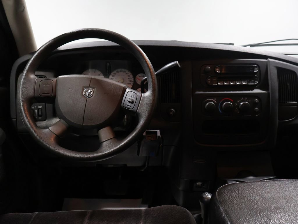 Used 2005 Dodge Ram 1500 Truck SLT w/ Trailer Tow Group image 3