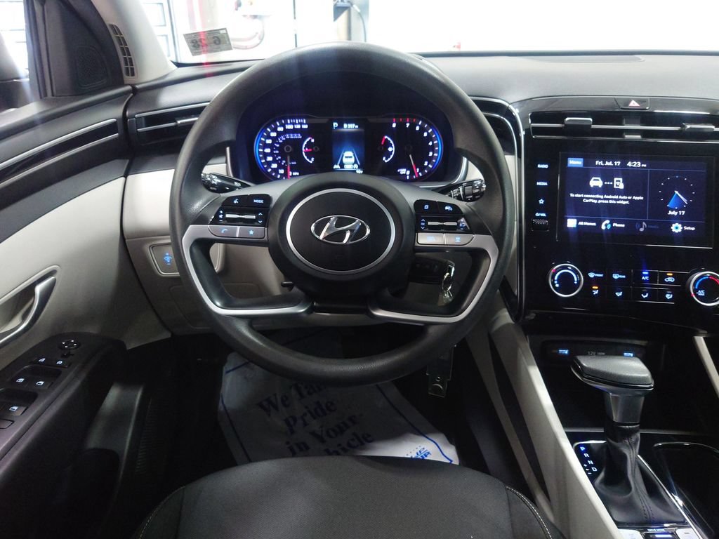 Certified 2023 Hyundai Tucson SE AWD/4WD image 14